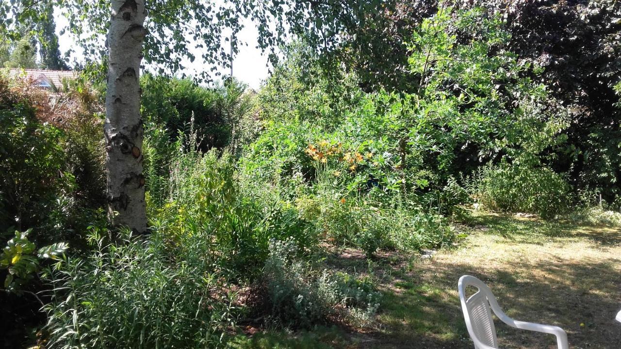 Du Jardin Fleuri Bed & Breakfast Saint-Aubin-lès-Elbeuf